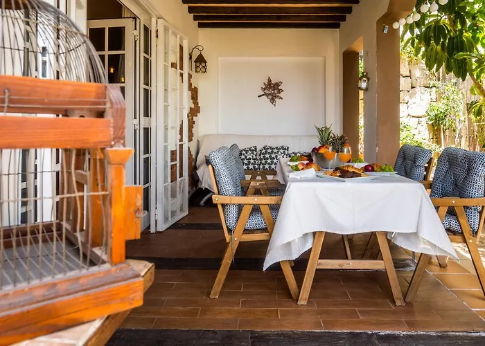 Villa Deluxe Bella Air Con & Heated Pool, Tenerife South