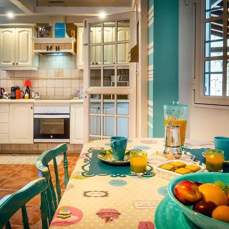 Deluxe Bella Air Con & Heated Pool, Tenerife South Вилла *