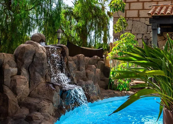 Deluxe Bella Air Con & Heated Pool, Tenerife South * Chayofa