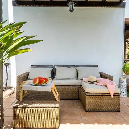 Deluxe Bella Air Con & Heated Pool, Tenerife South וילה *