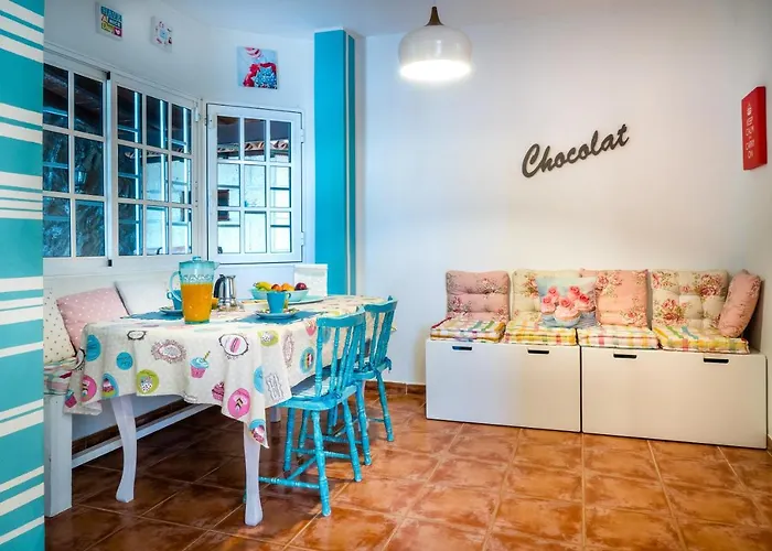 Deluxe Bella Air Con & Heated Pool, Tenerife South
