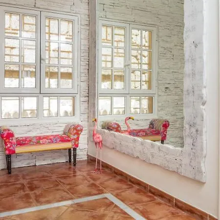 Villa Deluxe Bella Air Con & Heated Pool, Tenerife South *