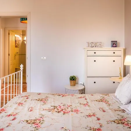 Deluxe Bella Air Con & Heated Pool, Tenerife South Villa *